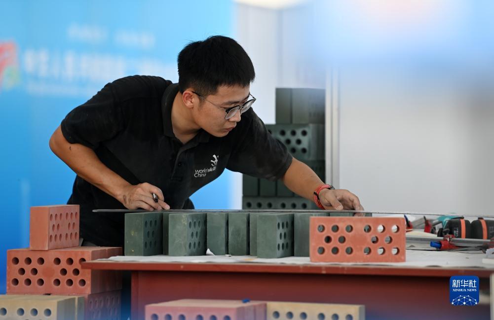 天发棋牌官网